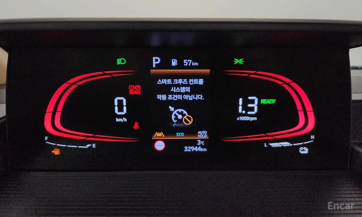 Фото 8 - Hyundai Staria