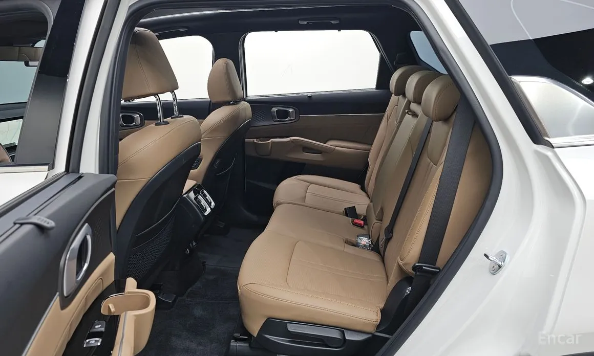 Фото 12 - Kia Sorento