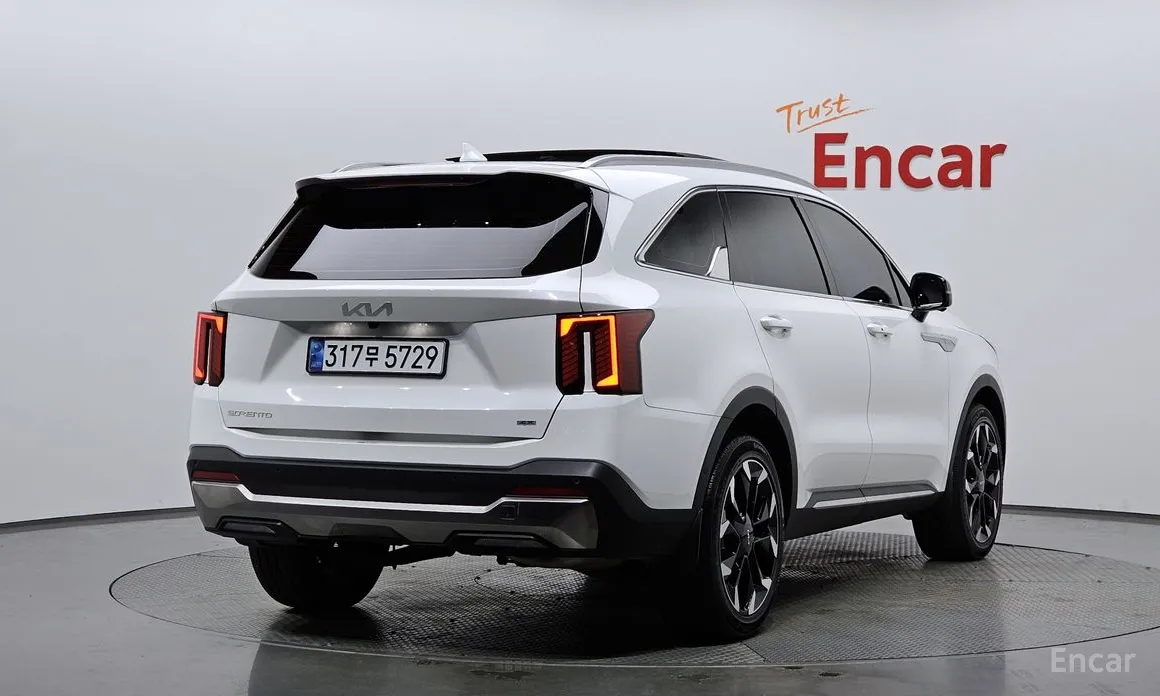 Фото 2 - Kia Sorento