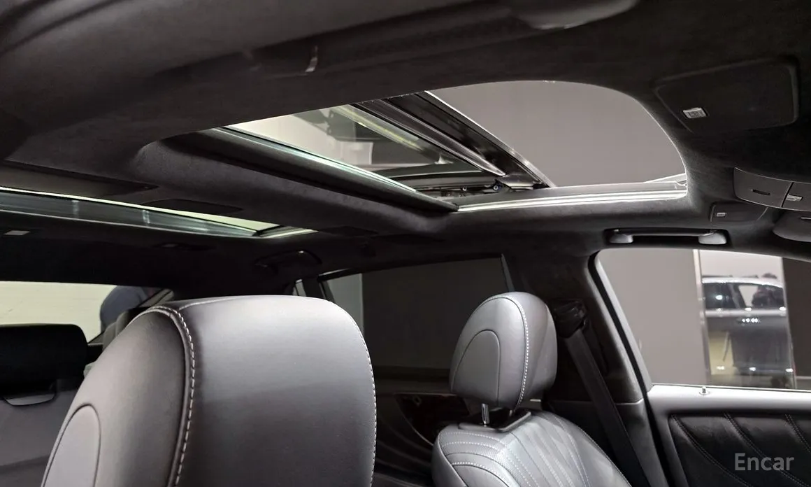 Фото 20 - Lexus LS