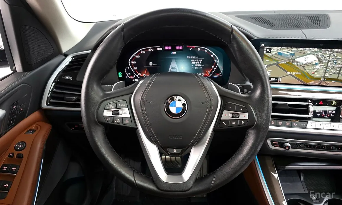 Фото 13 - BMW X5