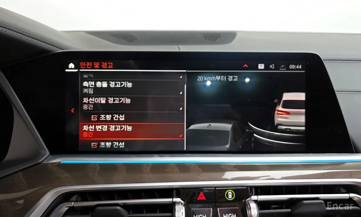 Фото 16 - BMW X5