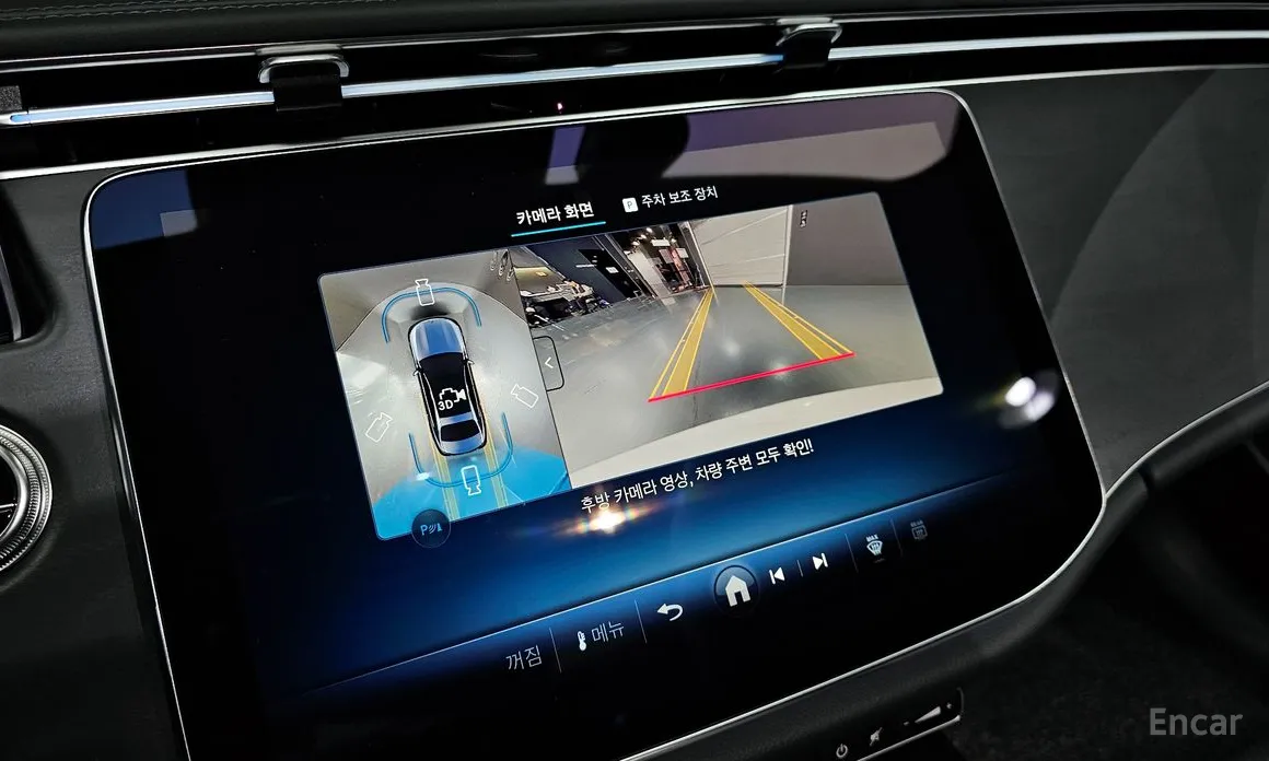 Фото 15 - Mercedes-Benz E-Class