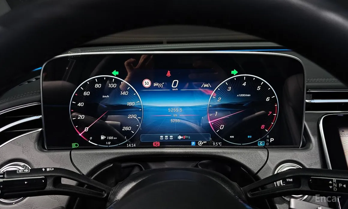 Фото 8 - Mercedes-Benz E-Class