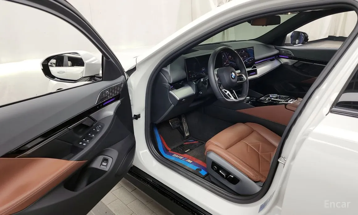 Фото 10 - BMW 5 Series