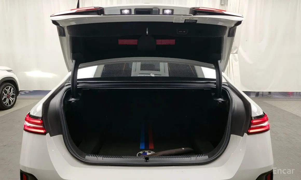 Фото 20 - BMW 5 Series