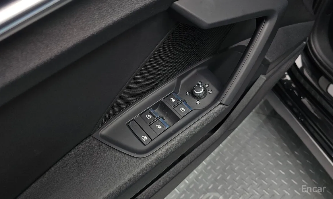 Фото 17 - Audi A3