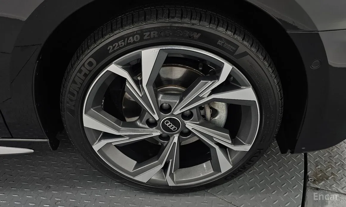 Фото 5 - Audi A3