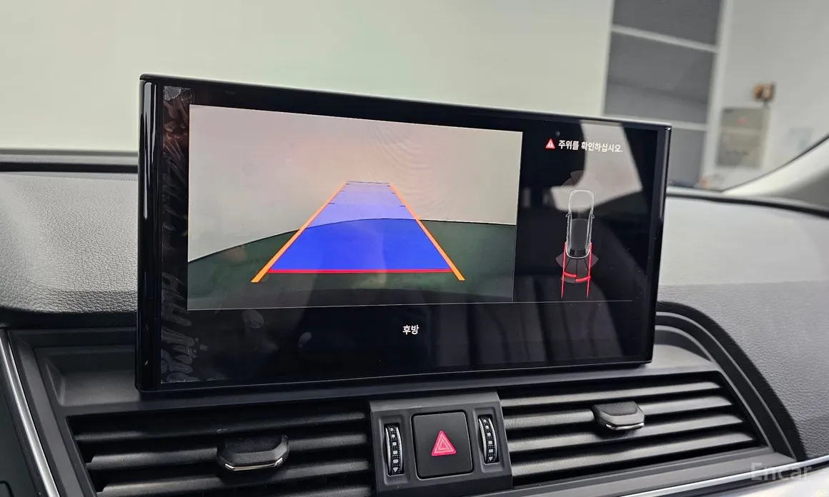 Фото 15 - Audi Q5