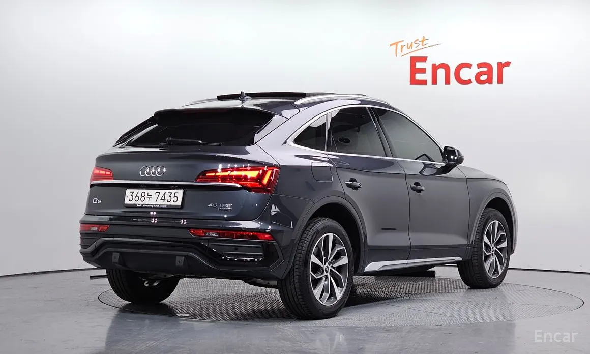 Фото 2 - Audi Q5