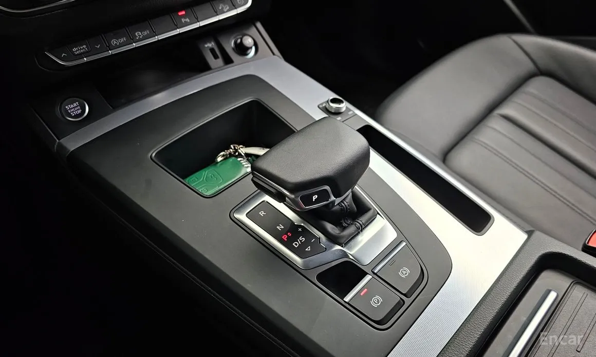 Фото 9 - Audi Q5