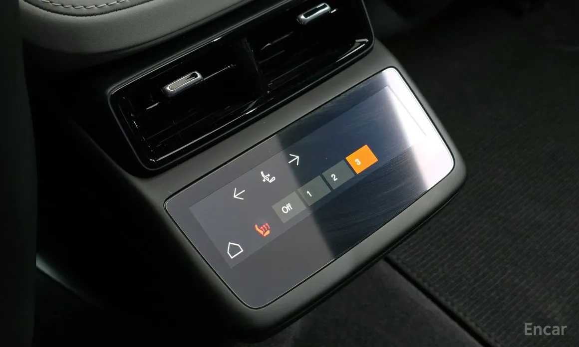 Фото 19 - Polestar 4