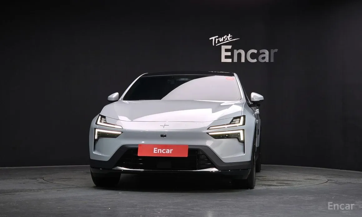 Фото 3 - Polestar 4