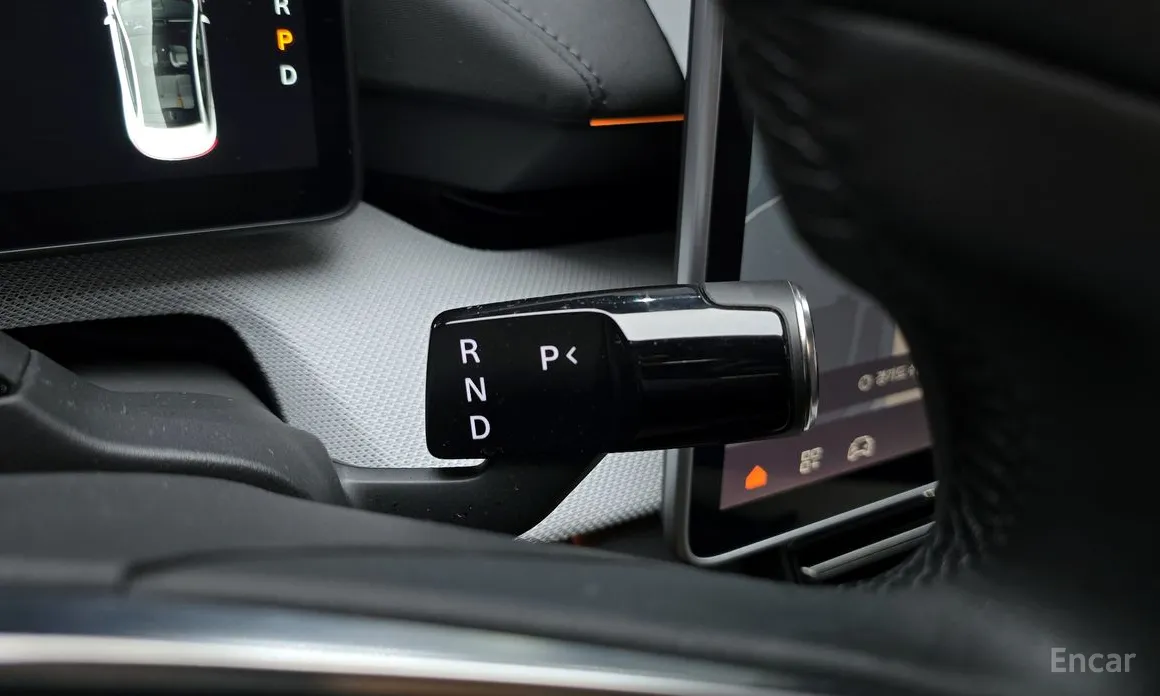 Фото 9 - Polestar 4