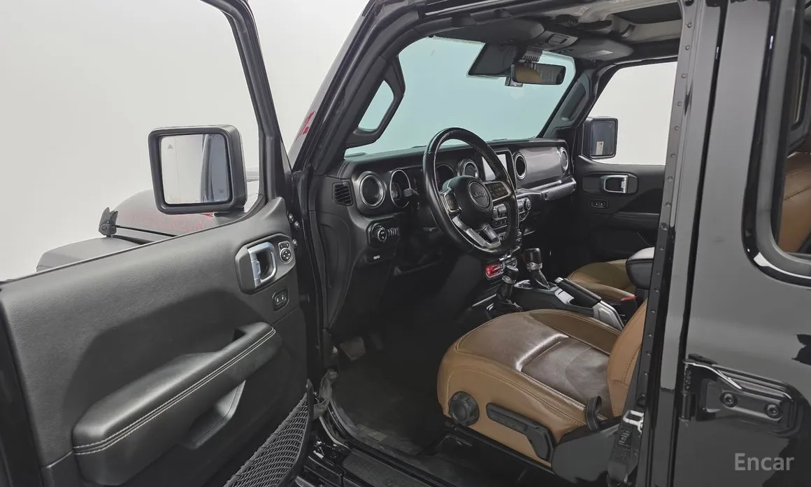 Фото 10 - Jeep Gladiator