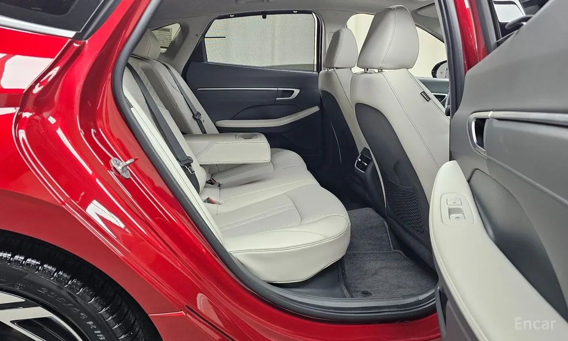 Фото 12 - Hyundai Sonata