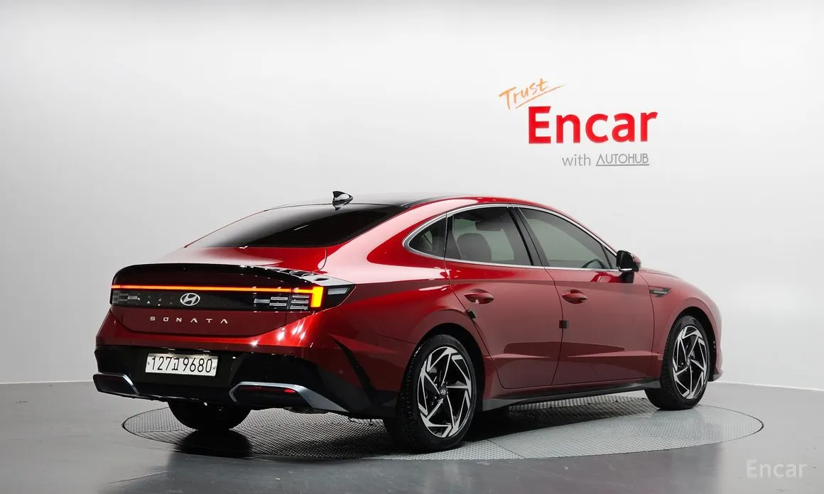 Фото 2 - Hyundai Sonata