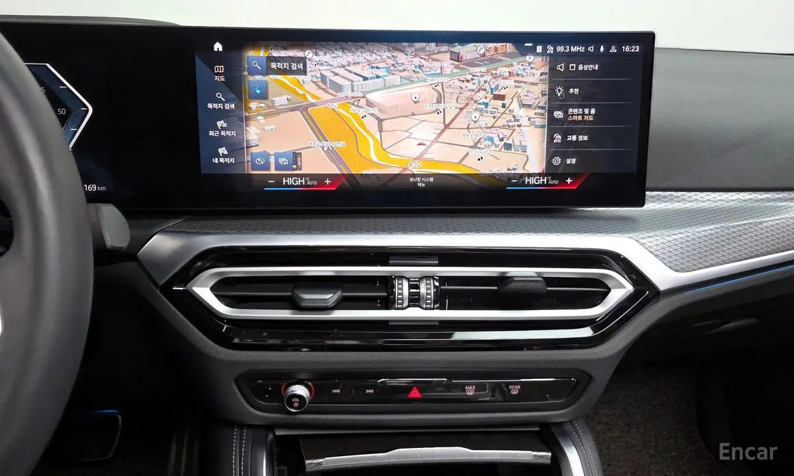 Фото 14 - BMW i4