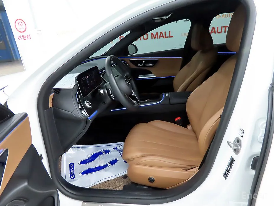 Фото 6 - Mercedes-Benz E-Class