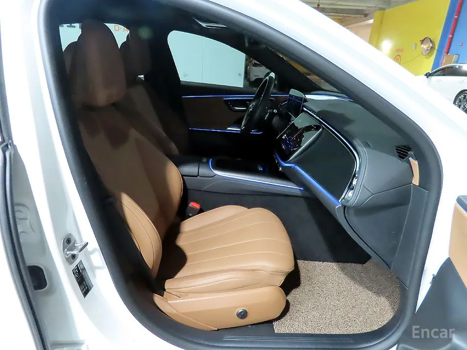 Фото 8 - Mercedes-Benz E-Class