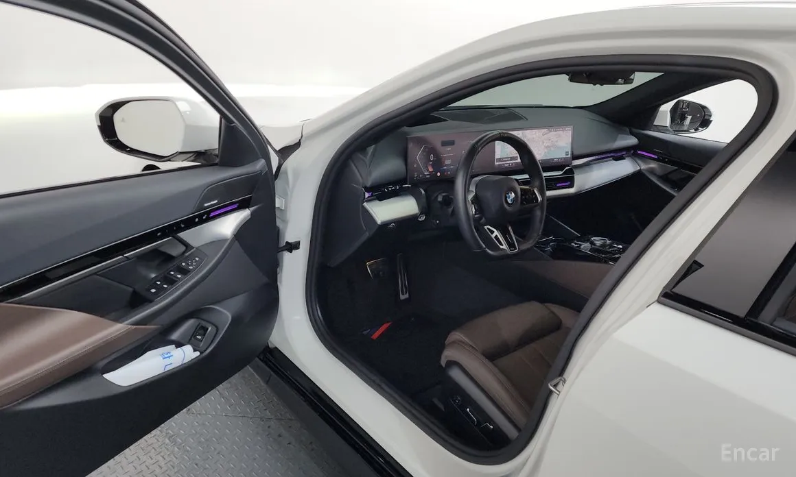 Фото 10 - BMW 5 Series