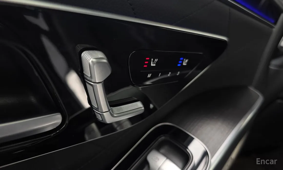 Фото 17 - Mercedes-Benz S-Class