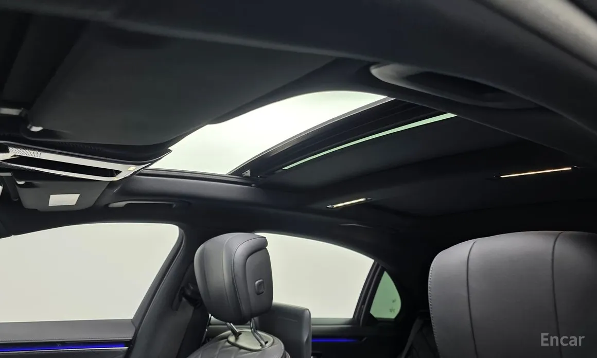 Фото 19 - Mercedes-Benz S-Class