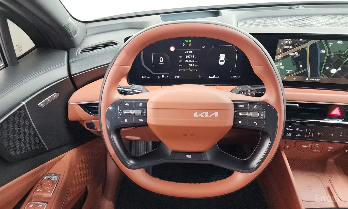 Фото 13 - Kia K8