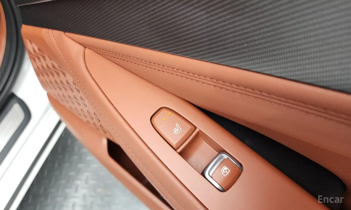 Фото 19 - Kia K8