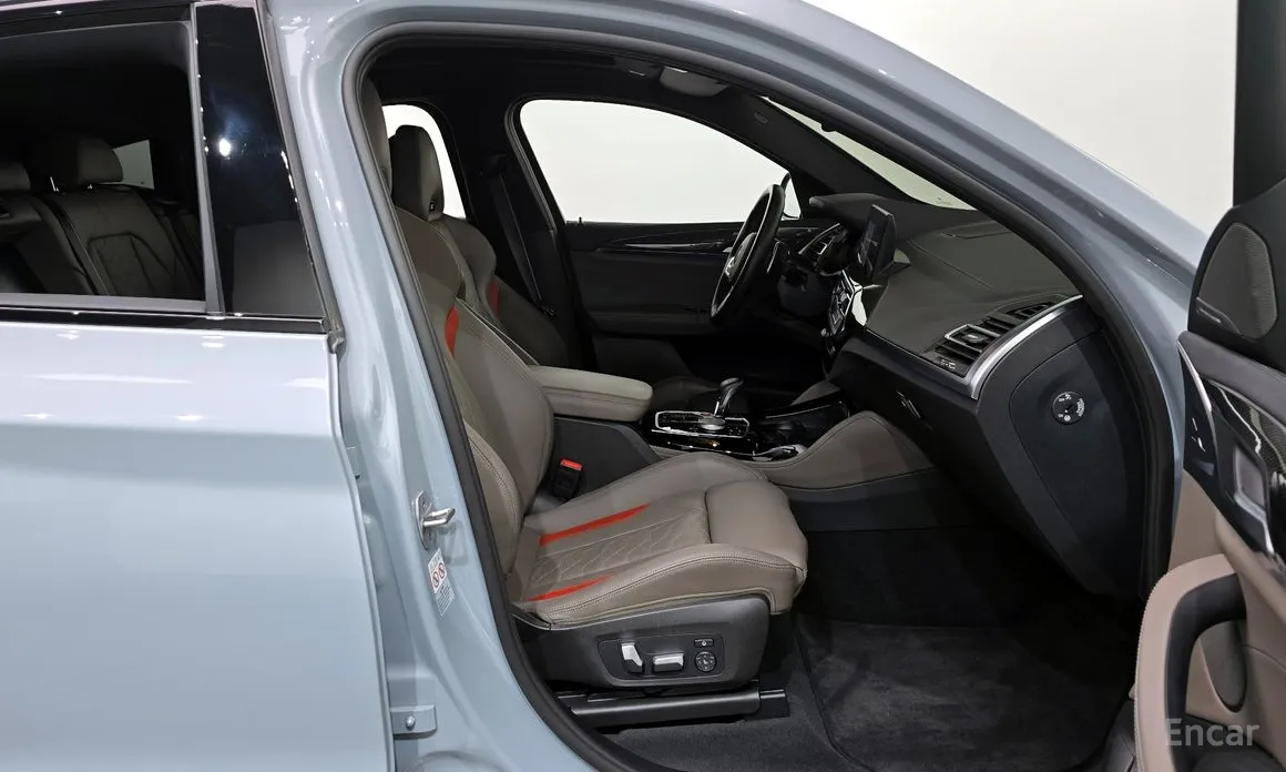 Фото 11 - BMW X4 M