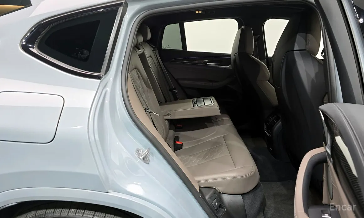 Фото 12 - BMW X4 M