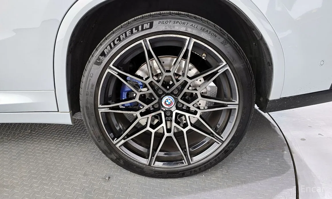 Фото 5 - BMW X4 M