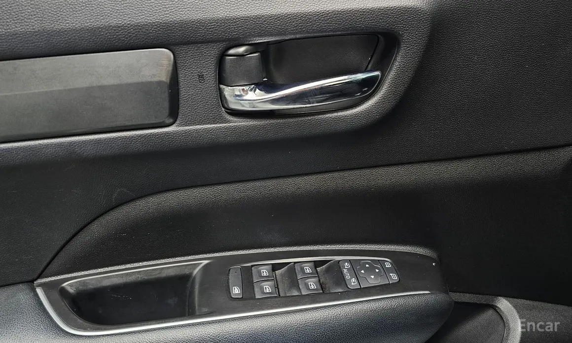 Фото 17 - Renault QM6