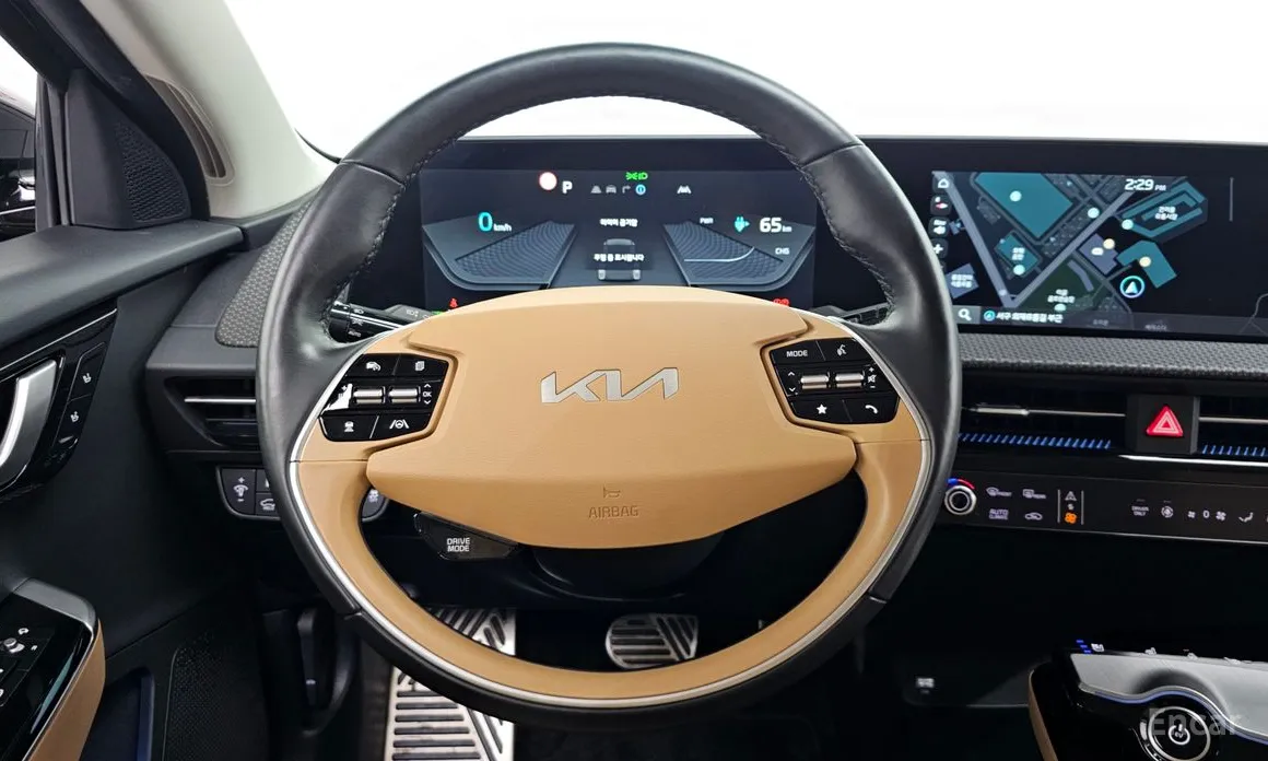 Фото 13 - Kia EV6