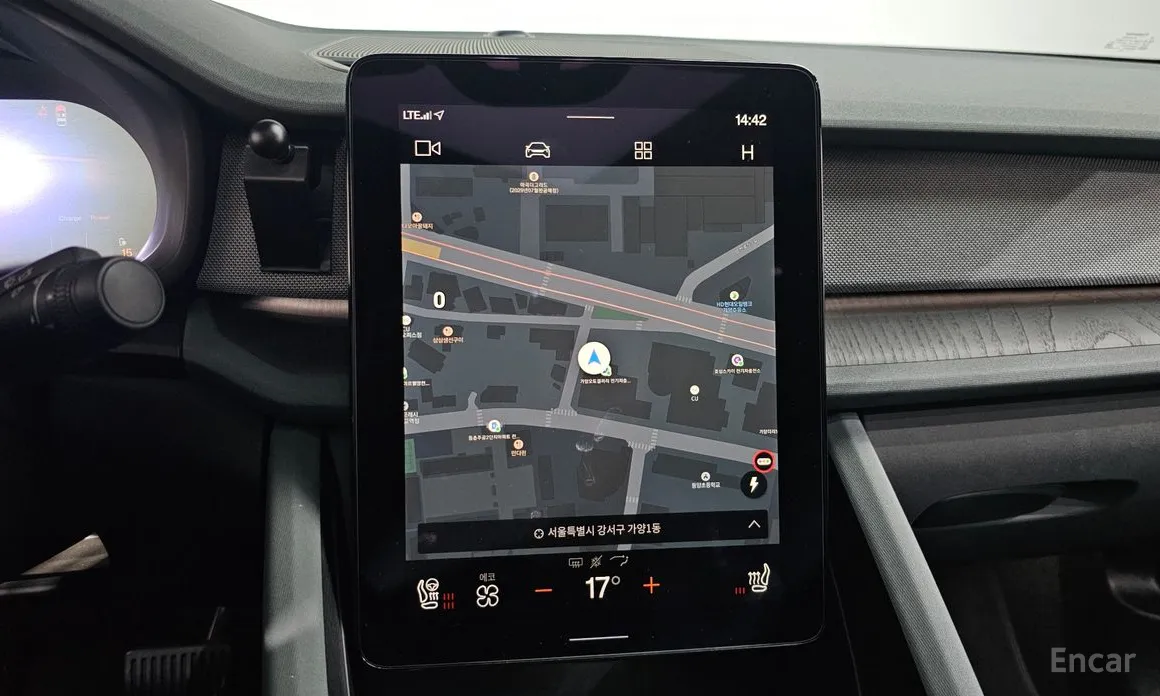 Фото 14 - Polestar 2