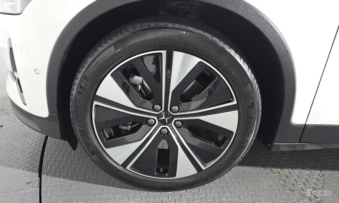 Фото 5 - Polestar 2