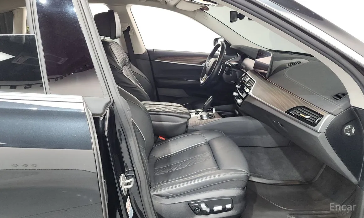 Фото 11 - BMW Gran Turismo