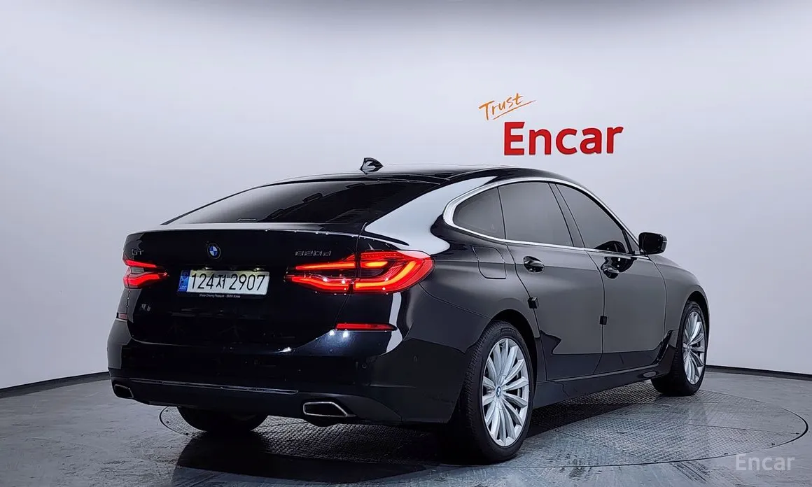 Фото 2 - BMW Gran Turismo