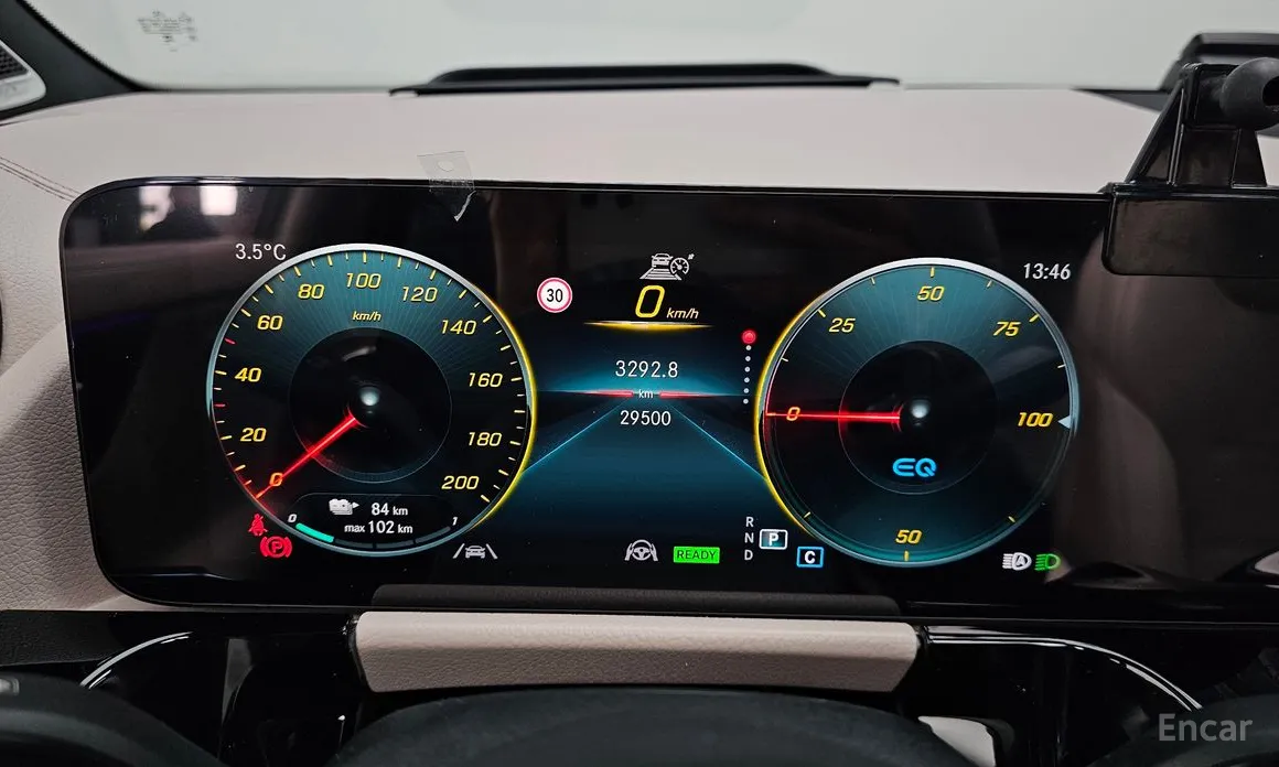 Фото 8 - Mercedes-Benz EQA