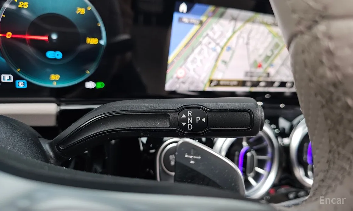 Фото 9 - Mercedes-Benz EQA