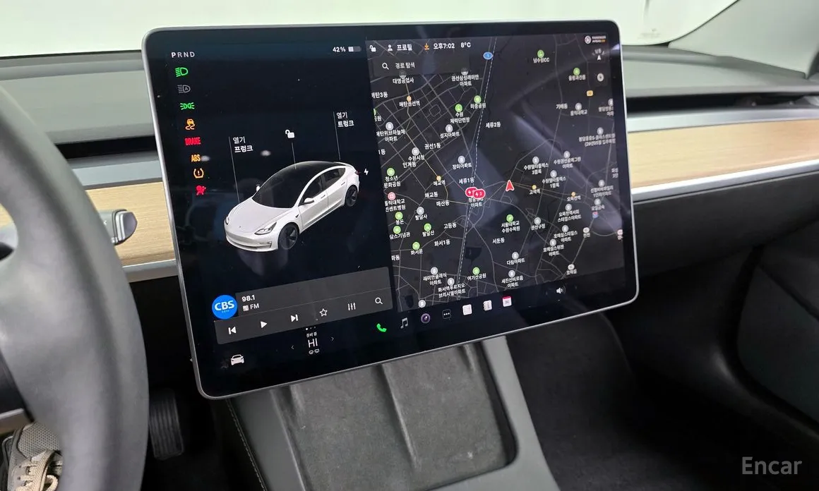 Фото 14 - Tesla Model 3