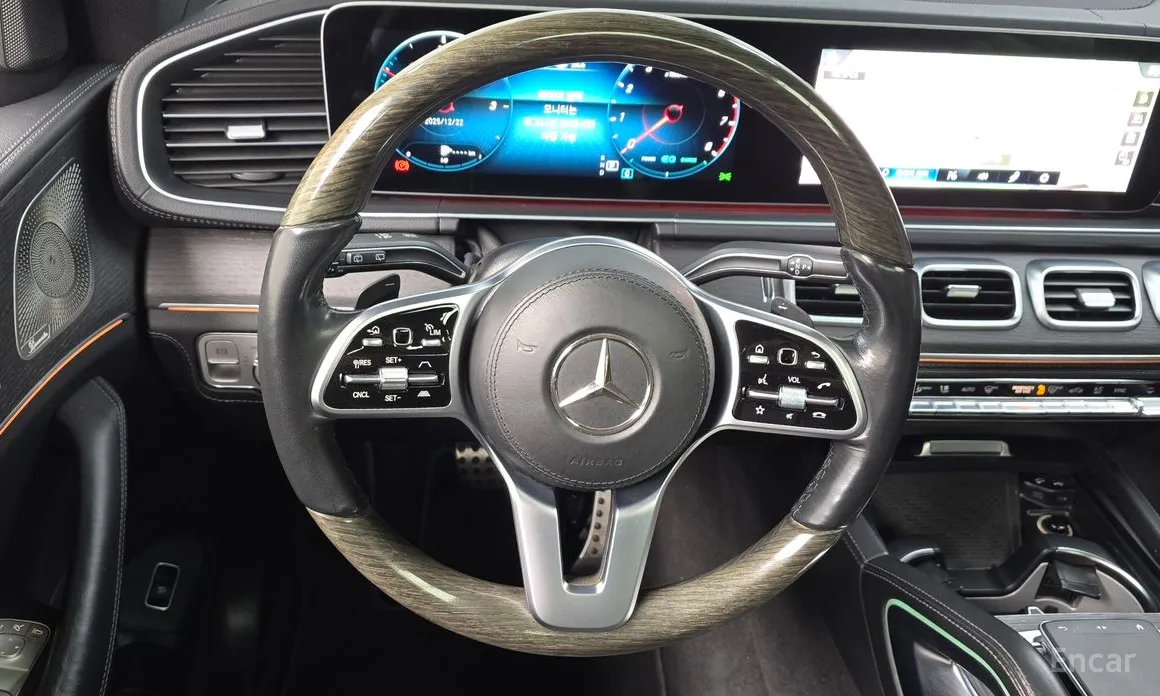 Фото 13 - Mercedes-Benz GLS-Class