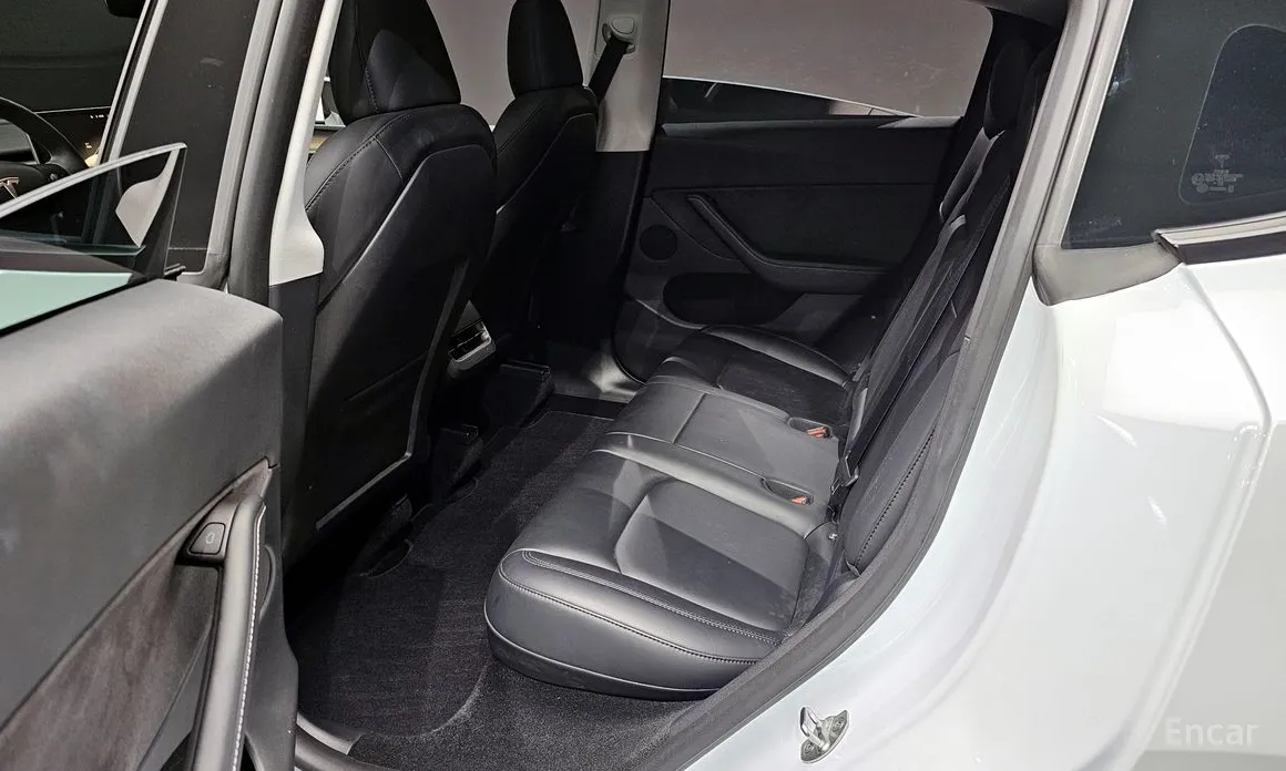 Фото 12 - Tesla Model Y