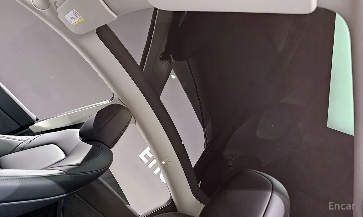 Фото 19 - Tesla Model Y