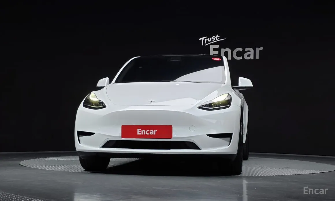 Фото 3 - Tesla Model Y