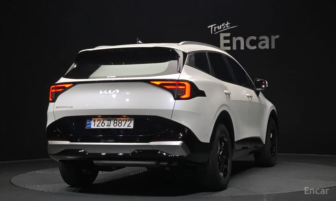 Фото 2 - Kia Sportage