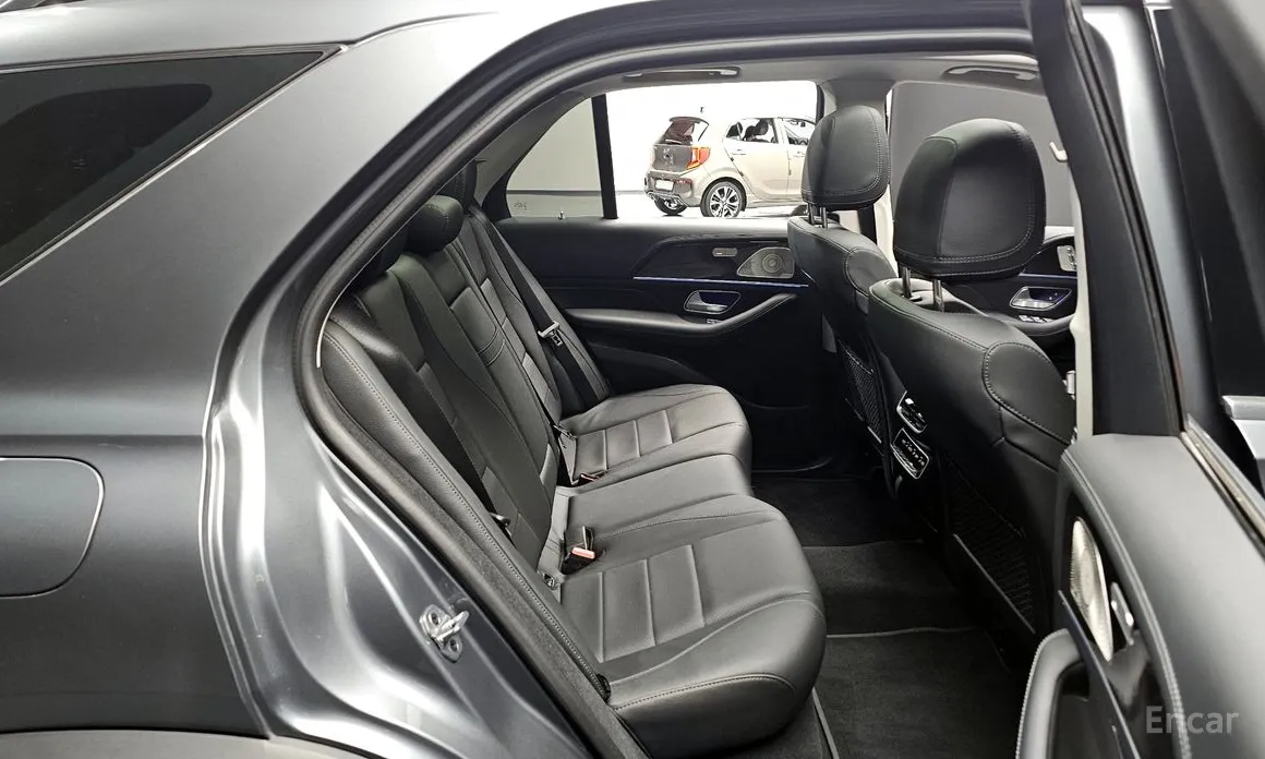 Фото 11 - Mercedes-Benz GLE-Class