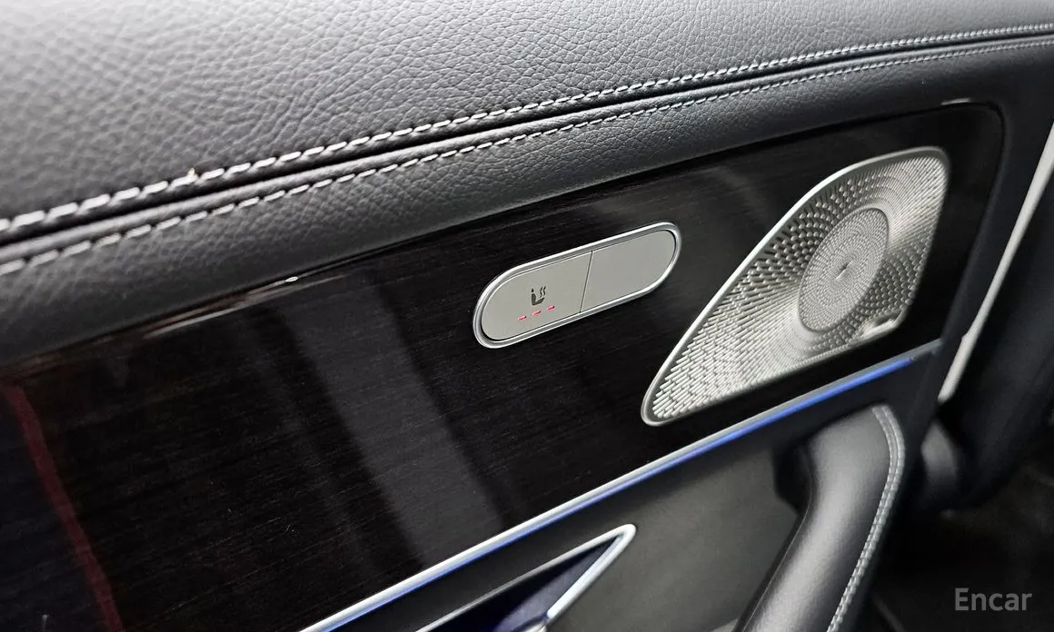 Фото 19 - Mercedes-Benz GLE-Class