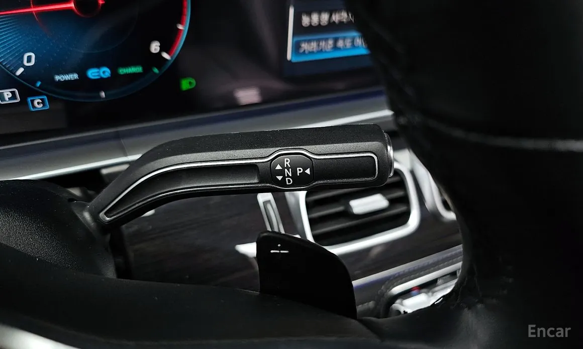 Фото 9 - Mercedes-Benz GLE-Class