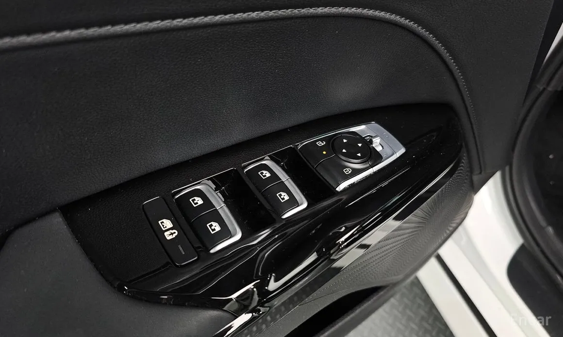 Фото 17 - Kia K5